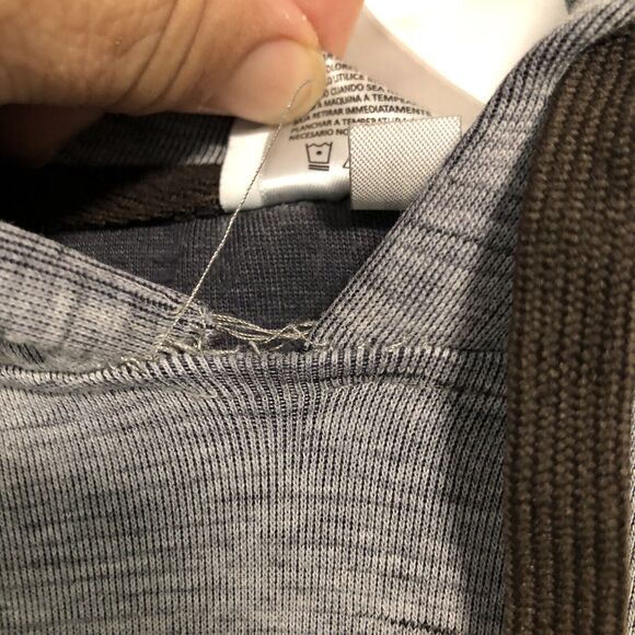 Wyoming Cowboys XL hoodie Champion brand - Picture 3 of 12